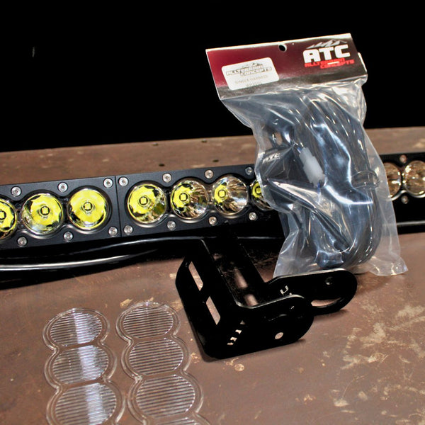 Boltyn CF Marvel Light Warrior 未使用 FaB CF Moto Lighting Bundle